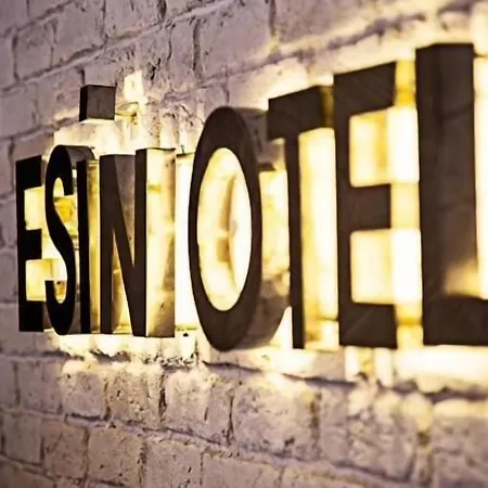 Esin 3*