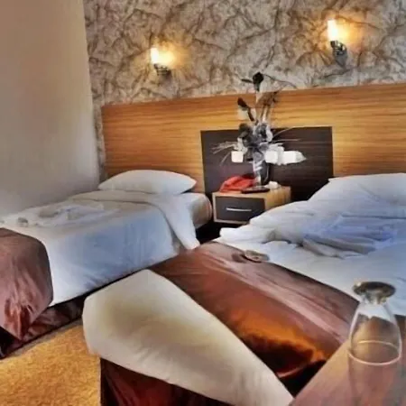 Esin Denizli (Denizli)