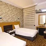 Hotel Esin 3*
